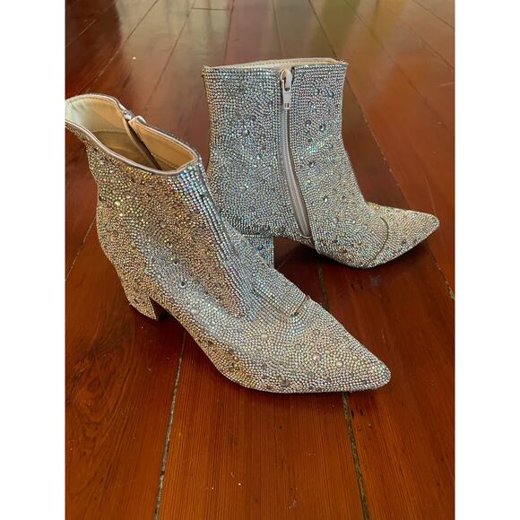 Betsey Johnson Silver Rhinestone Ankle Boots Sparkle Booties Women’s 7.5M - Picture 1 of 8